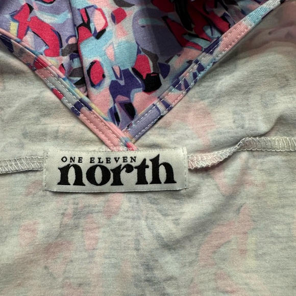 Pink & Purple V-neck Shirt by One Eleven North, Size M - Picture 5 of 5